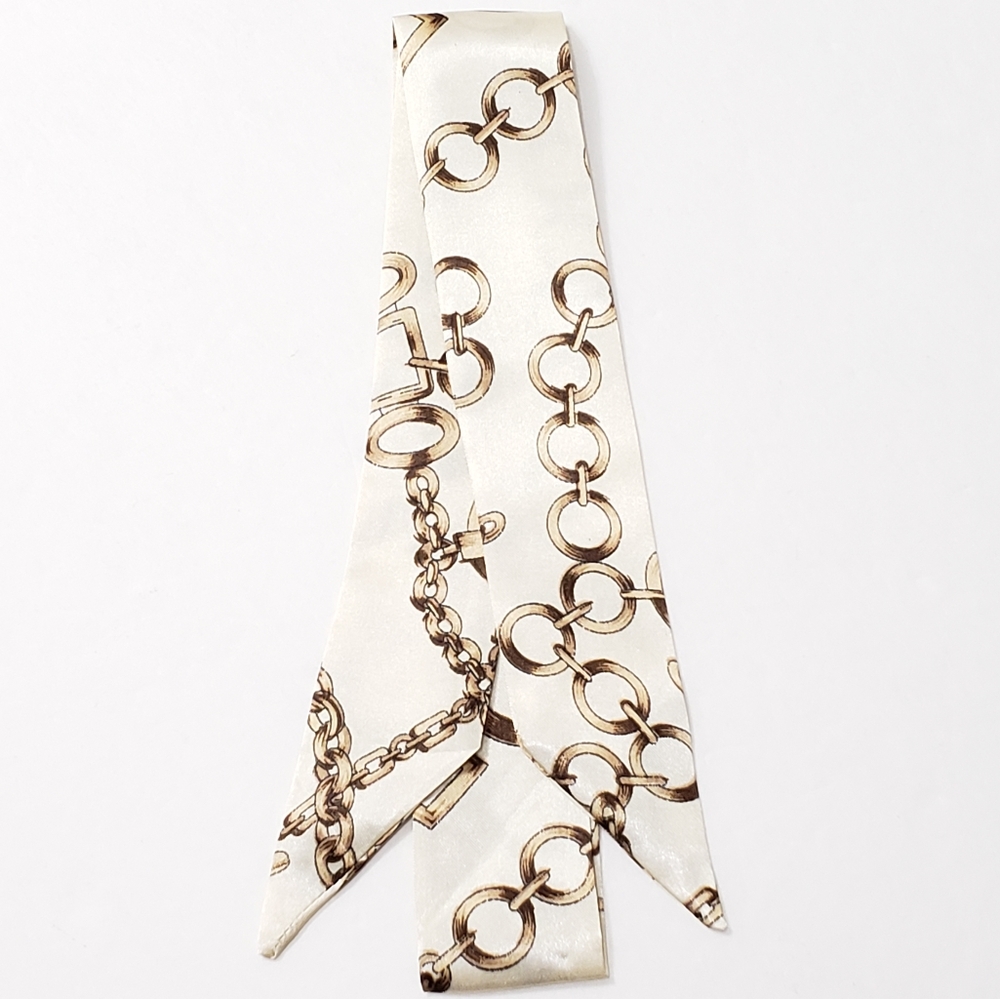 ⤵️⤵️1pc Cove Interlock Design Satin Scarves